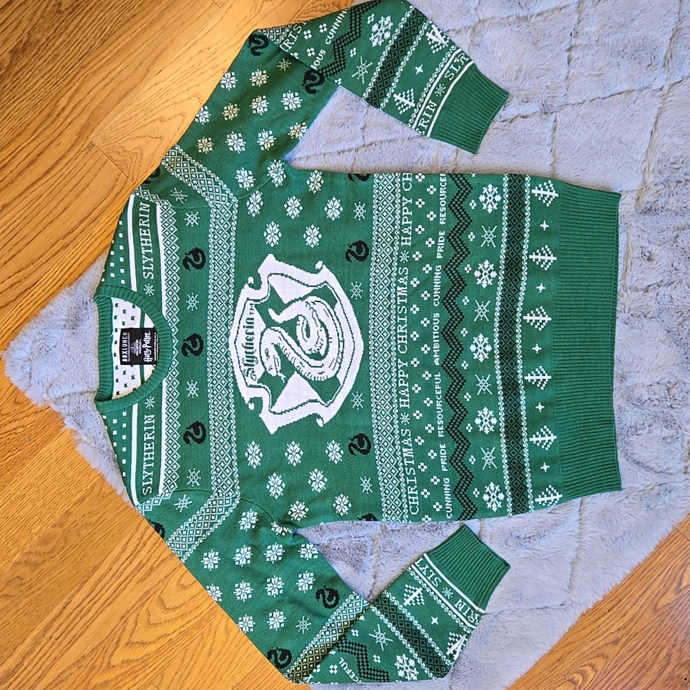 Box Lunch Slytherin Holiday Sweater, Unisex Extra Small, Great Condition